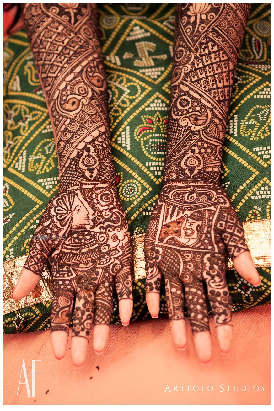 Photo of mehendi designs