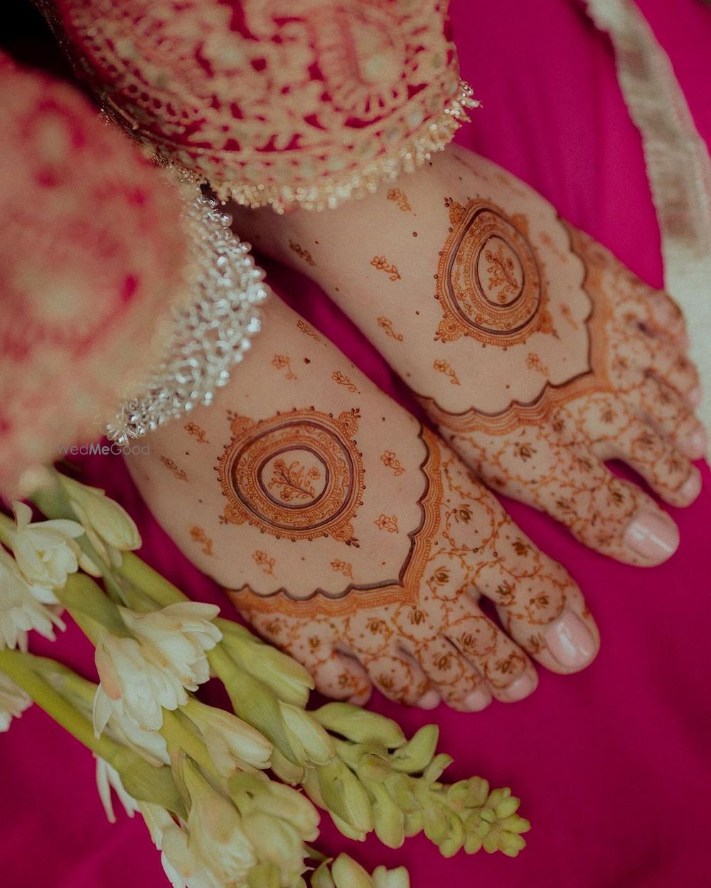 Photo of unique feet mehendi designs