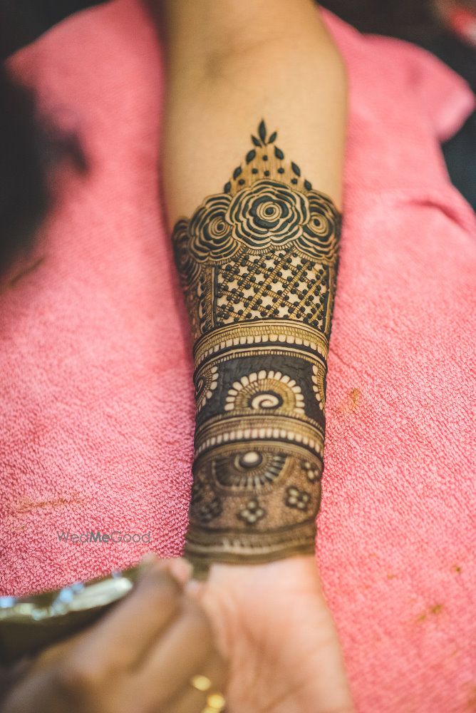 Mehndi Designs Photo