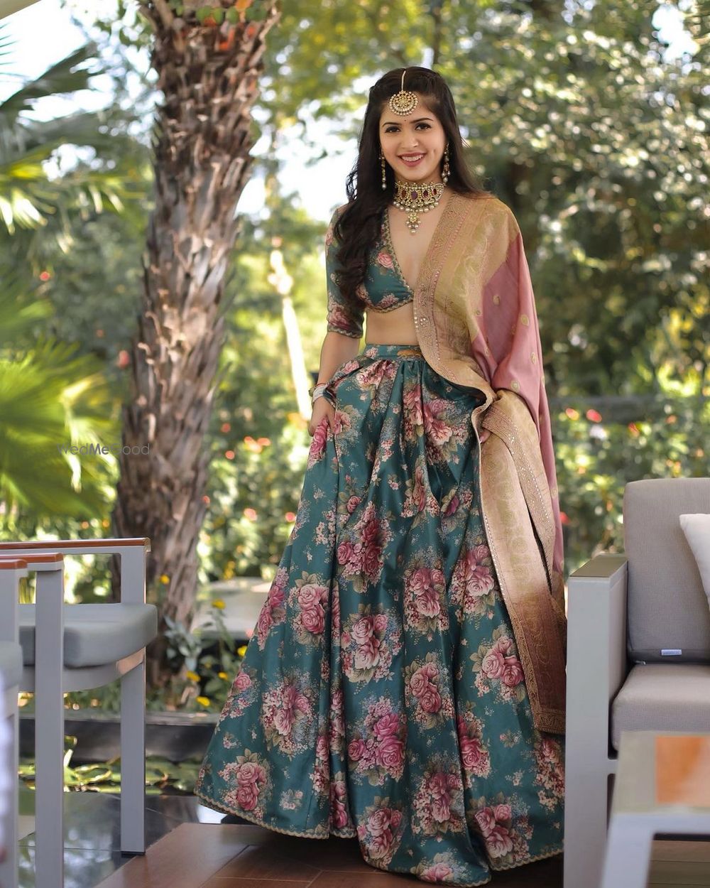 Photo of Bride in a Sabyasachi mehndi lehenga