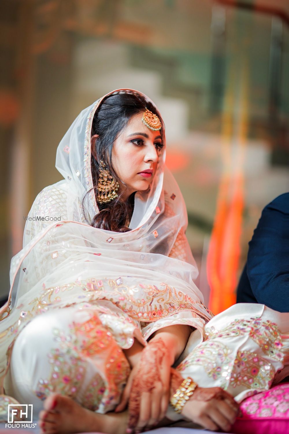 Photo of Bride with simple makeup