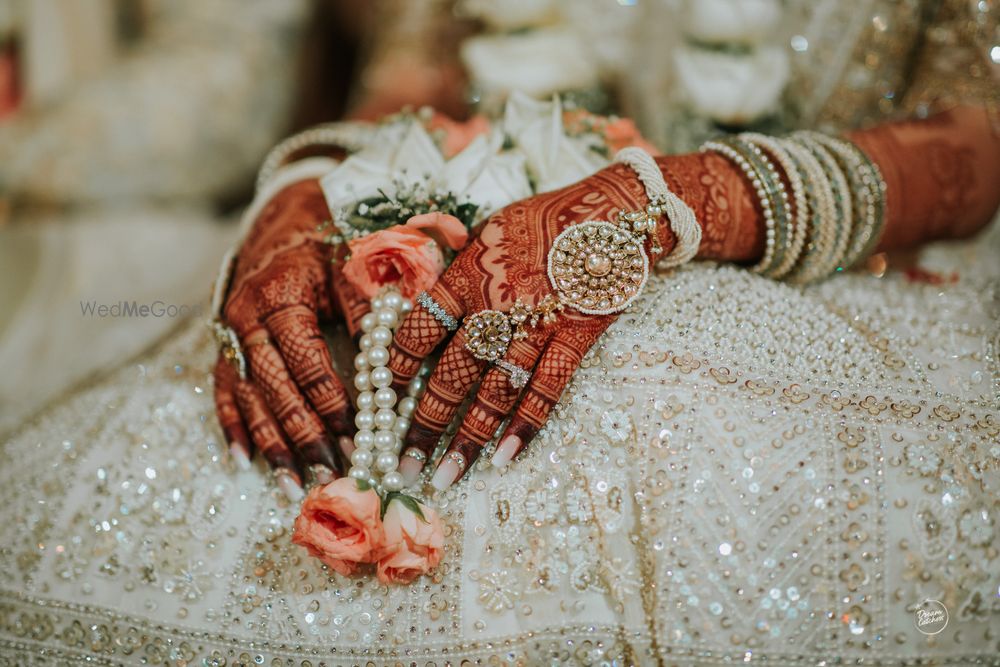 Photo of bridal mehendi with accessories