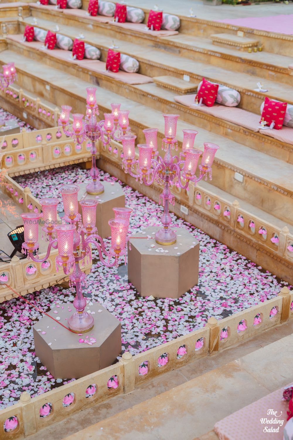 Photo of tea light and candelabra decor idea in pink