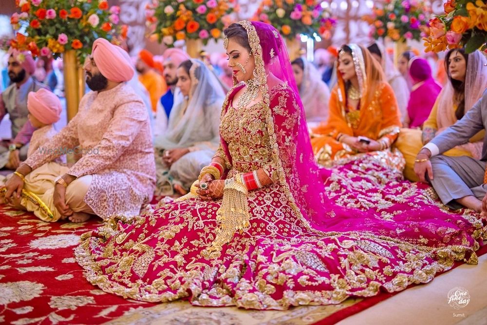 Bridal Lehenga Photo bright pink lehenga