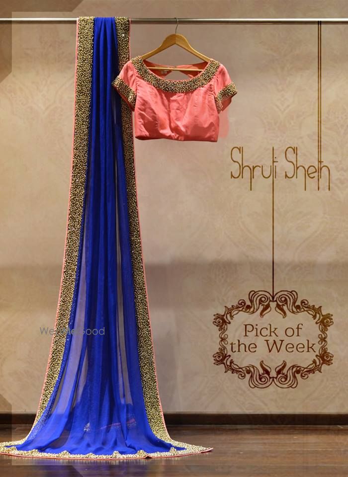 Photo of blue saree with pnk blouse