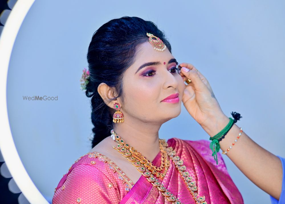 Photo By Makeup with Anandhi - Bridal Makeup