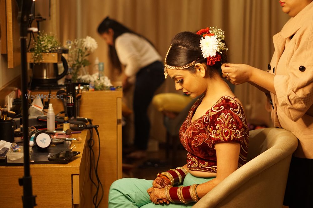 Photo By Parakh Luxury Makeovers - Bridal Makeup