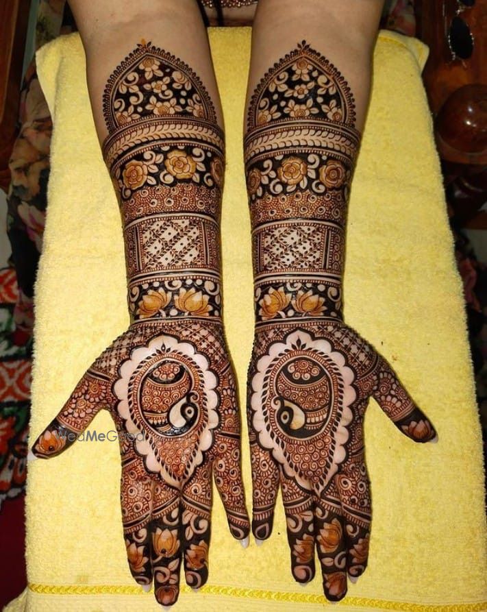 Photo By Laxman Mehendi Artist - Mehendi Artist