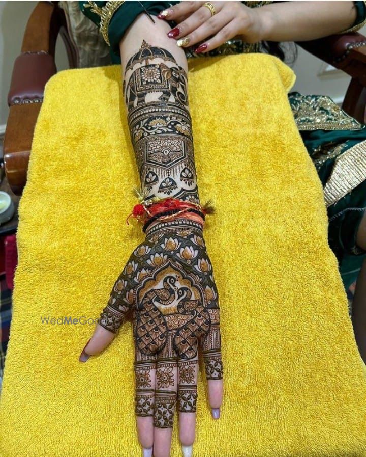 Photo By Laxman Mehendi Artist - Mehendi Artist