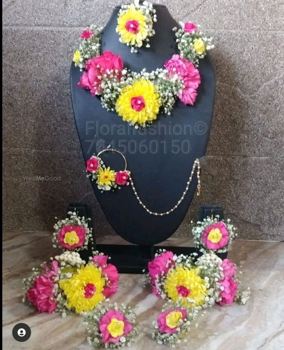 Photo From Real Flower jewellery / Original flower jewellery - By Floral Fashion