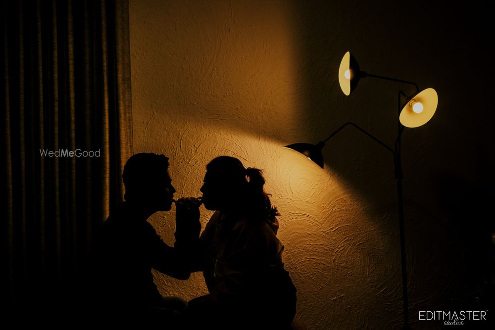 Photo From Ashu & Riya Pre wedding - By Editmaster Studios