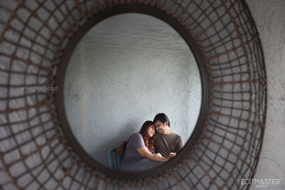 Photo From Ashu & Riya Pre wedding - By Editmaster Studios