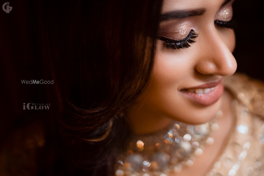 Photo From Bride & Groom Getting Ready Shoot - By iGlow Studioz