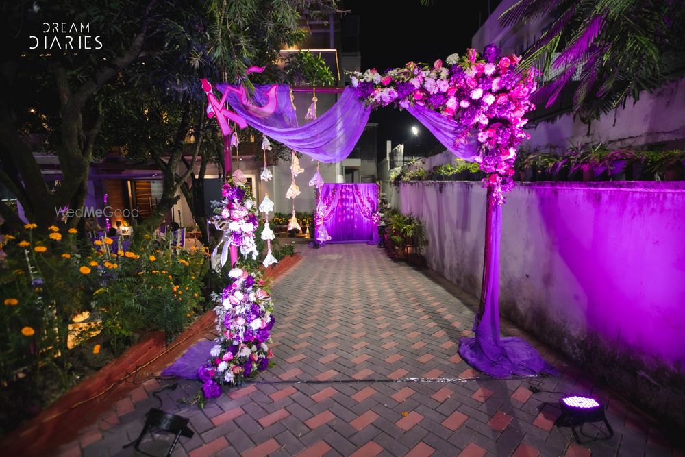 Photo From Garima's Lavender Mehndi - By Moment Designers