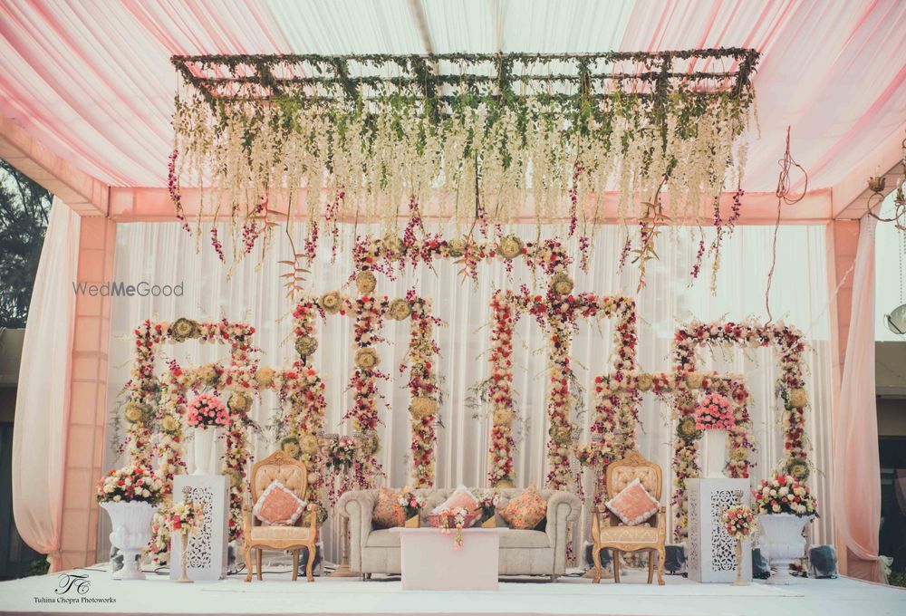 Photo of pastel pink decor