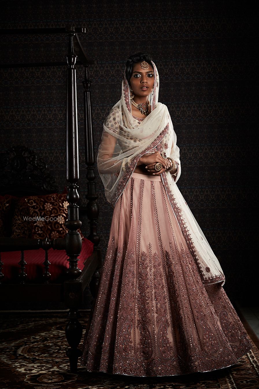 Photo of Pale pink lehenga with white dupatta