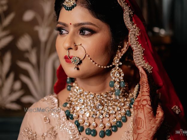 Photo From Ayushi Jain's Destination Wedding looks - By Make up by Shriya Pardal