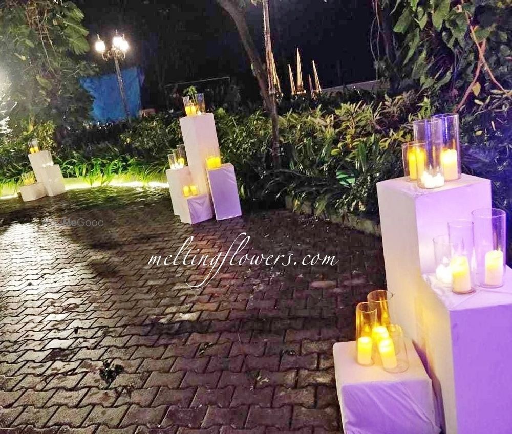 Photo From Gradient Purple Theme Wedding & Reception - By Melting Flowers