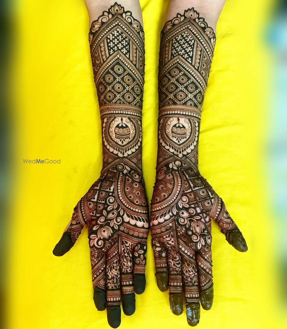 Photo From lastest designs - By The Shivani Mehndi