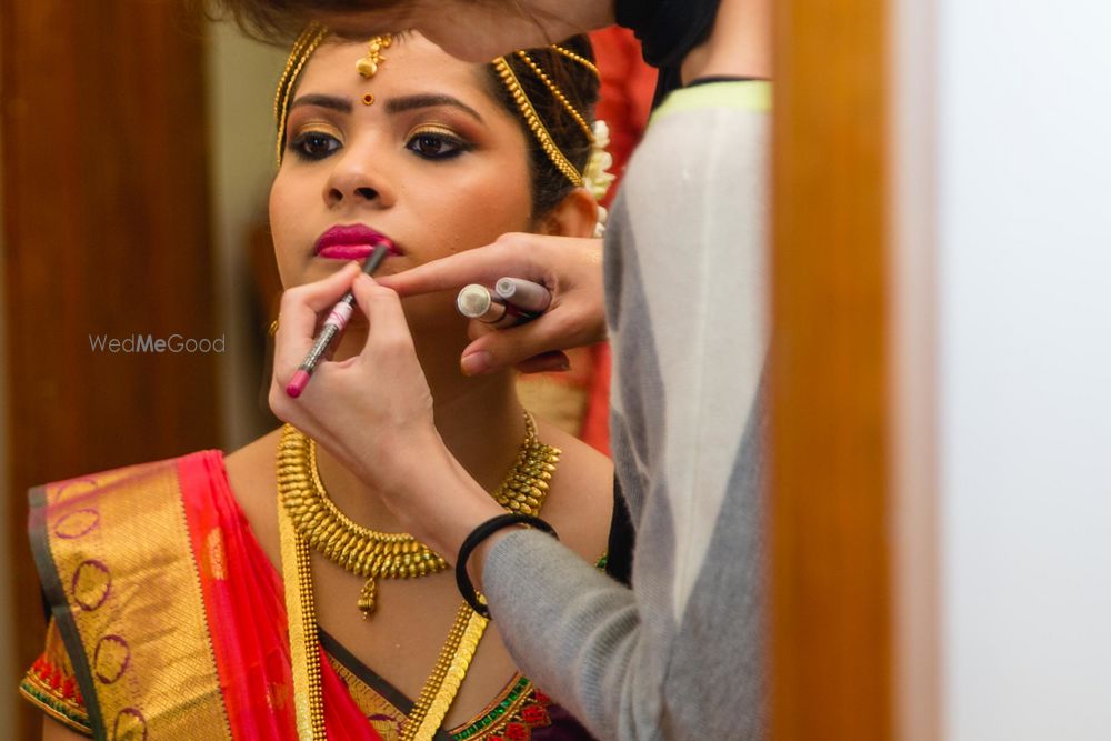 Photo From Brides & their adornment - By Varied Reflections