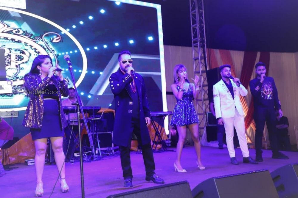 Photo From Live by Mika Singh - By Malik Music Events