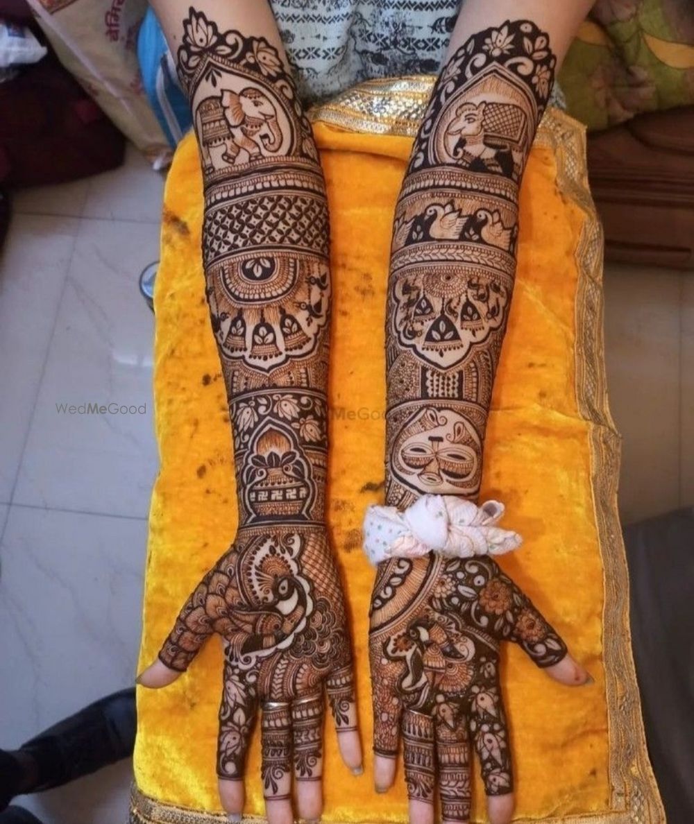 Photo From TRADITIONAL HENNA DESIGN - By Shah Mehandi Arts