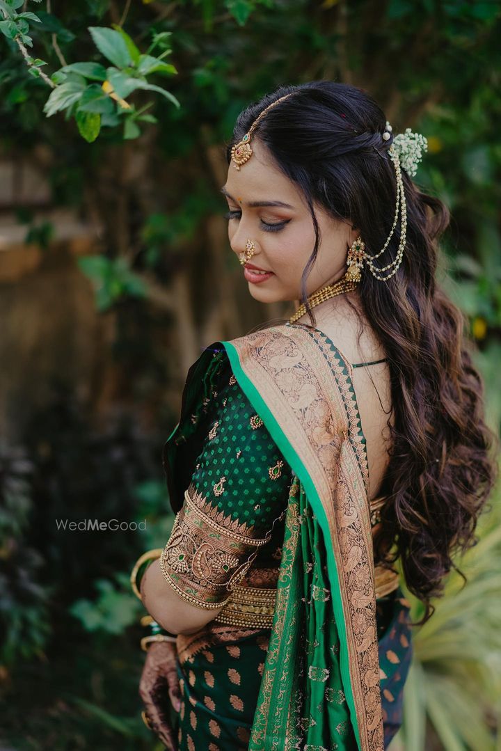 Photo From Bhagyashree Engagement look - By Sonam Trimurti Mua