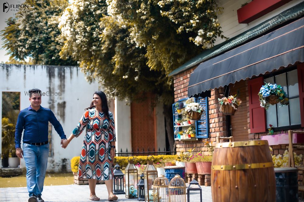 Photo From Astha and Bhavya Pre-Wedding shoot - By FlipOn Media