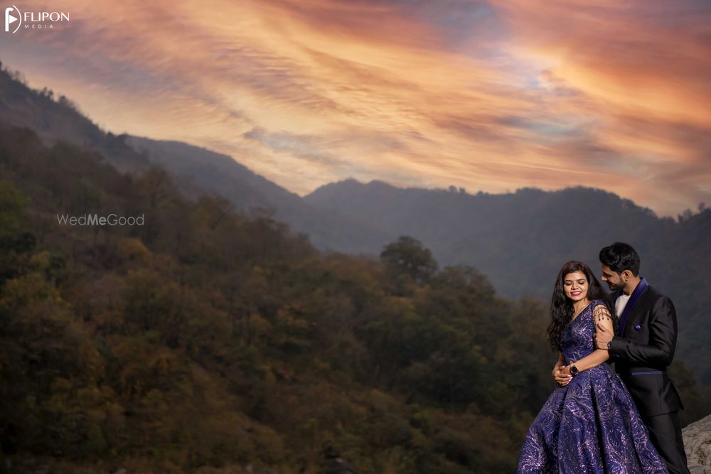 Photo From Nishant & Divya Pre-Wedding Rishikesh - By FlipOn Media