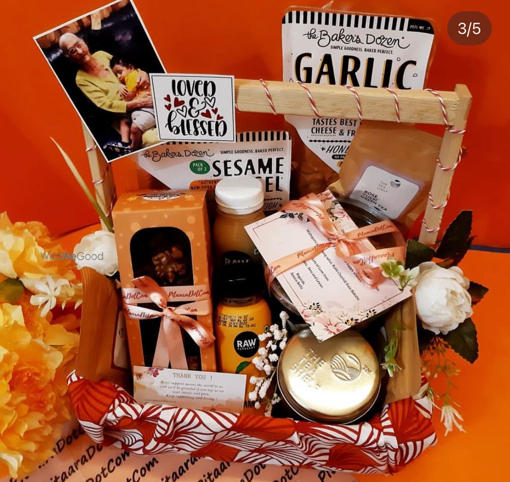 Photo From Customised hampers - By Pitaaradotcom