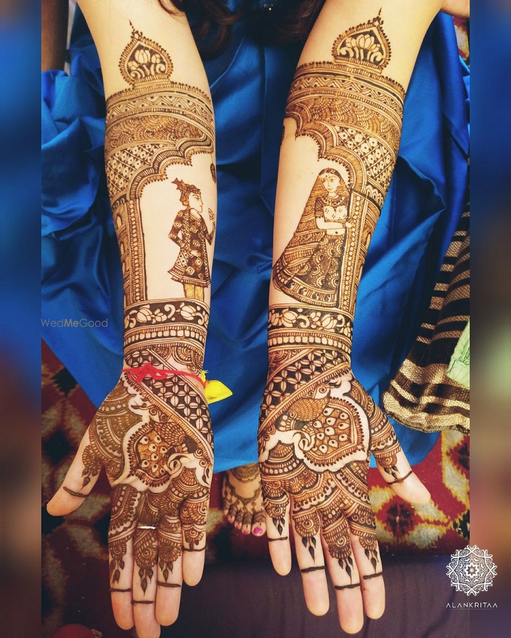 Photo of Modern Mughal mehendi design with bride and groom