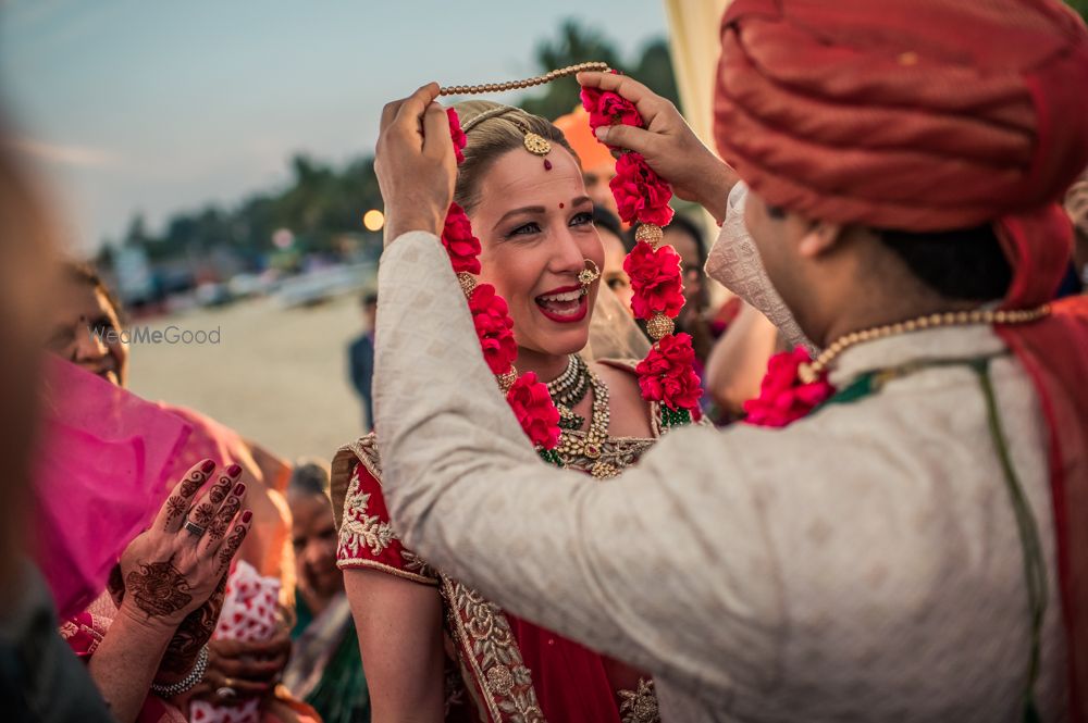 Photo From Sarah  + Vivek - By Sunny Pariani Photography