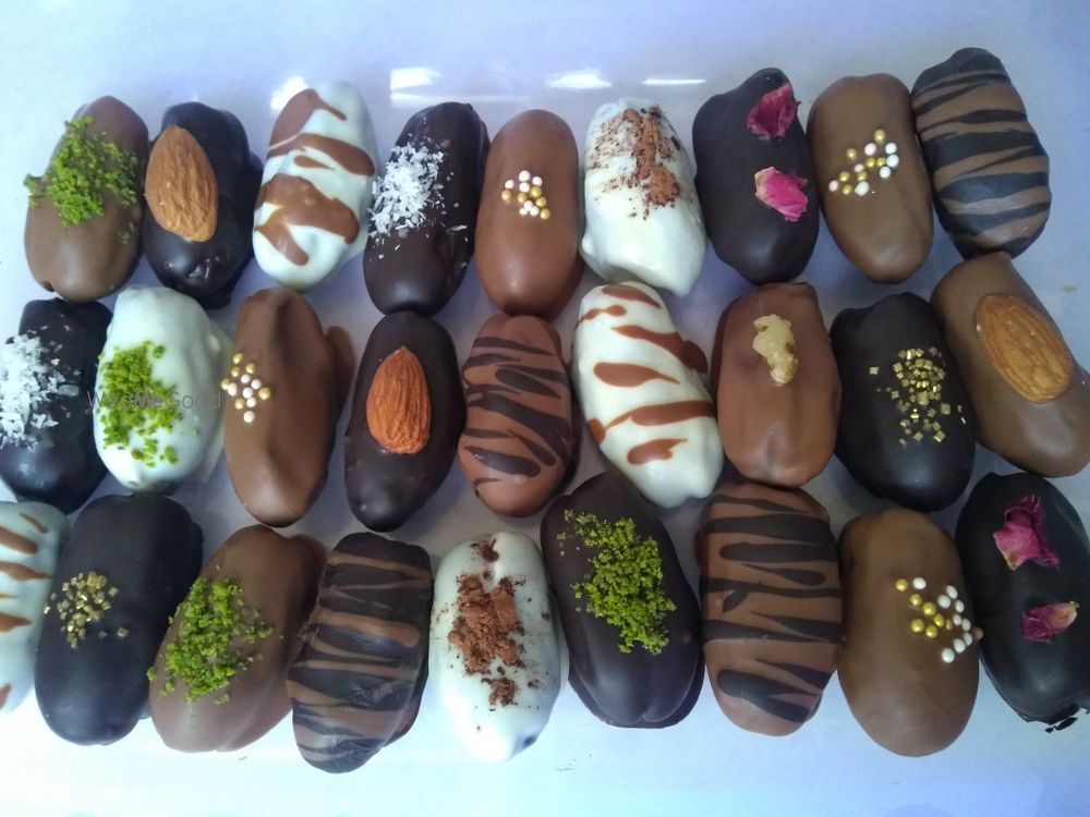 Photo From CHOCOLATE COATED DATES With STUFFED NUTS - By Date Delights