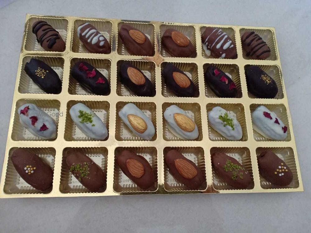 Photo From CHOCOLATE COATED DATES With STUFFED NUTS - By Date Delights