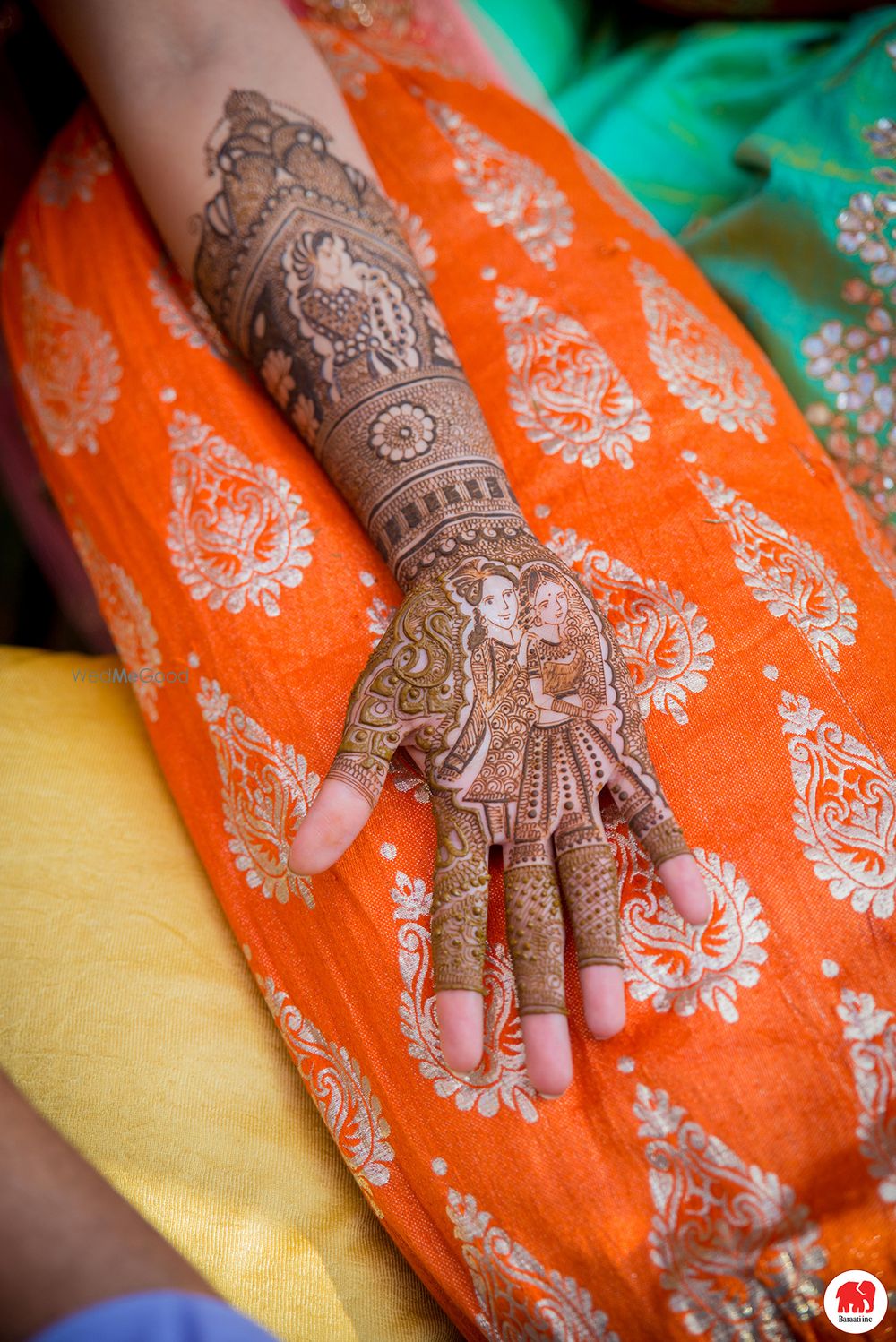 Photo of Unique bridal mehendi with portraits