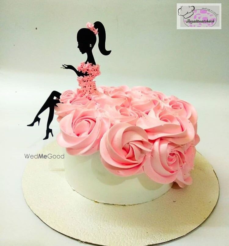 Photo From Cakes  - By Royal Treat Shack