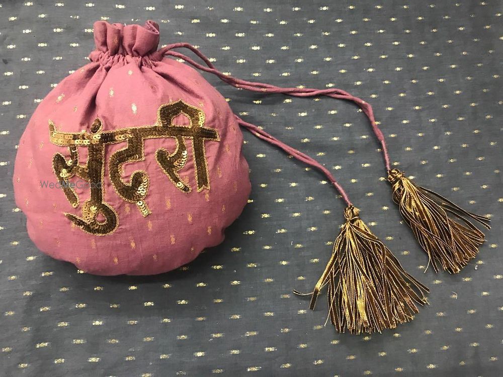 Photo From wedding potli bags - By Swaroop by Swati Bhatia