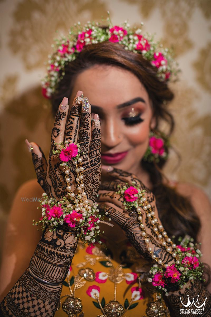 Photo of Pink floral jewellery