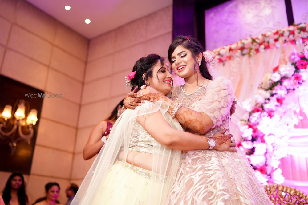 Photo From Bride Akanksha - By Parakh Luxury Makeovers