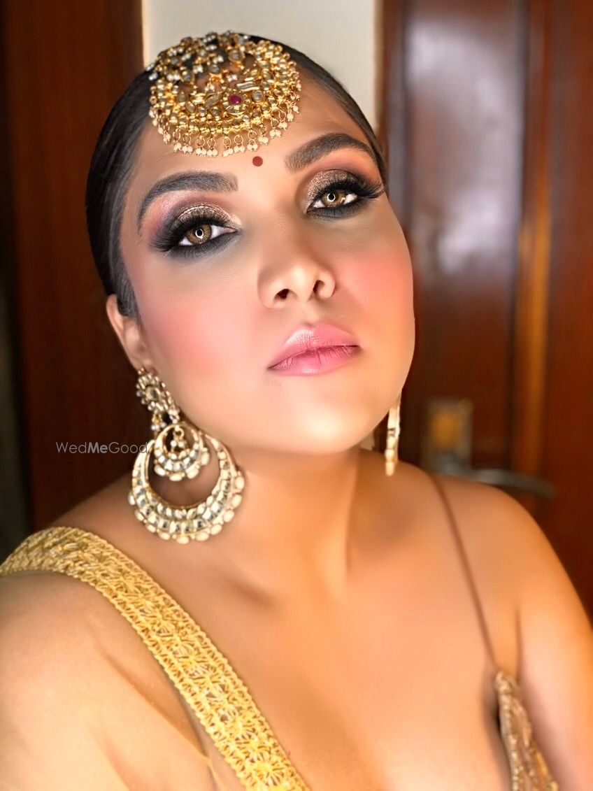 Photo From DESI LOOKS GOES SAVAGE  - By Makeup by Akanksha