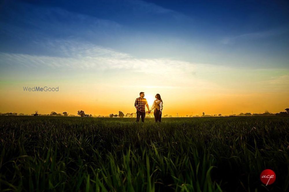 Photo of Outdoor pre-wedding shoot