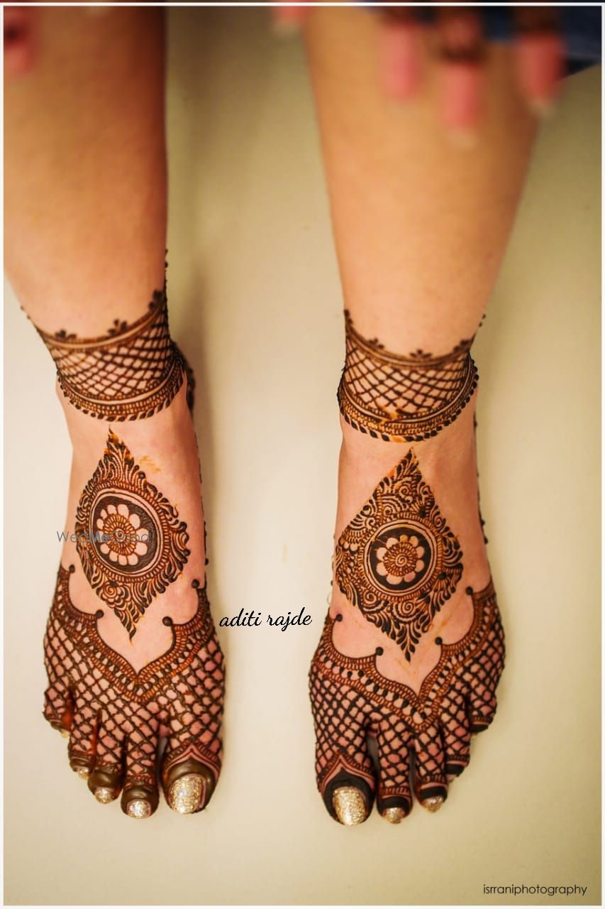 Photo From Legs Designs - By Aditis Mehendi Art