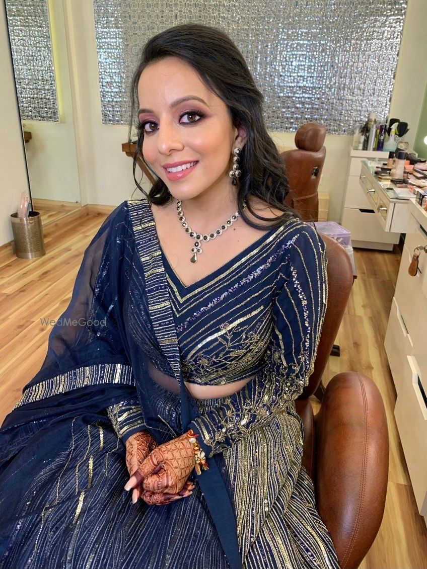 Photo From Sangeet/Engagement/Cocktails or Carnival Bridal Makeover - By Make up by Shriya Pardal