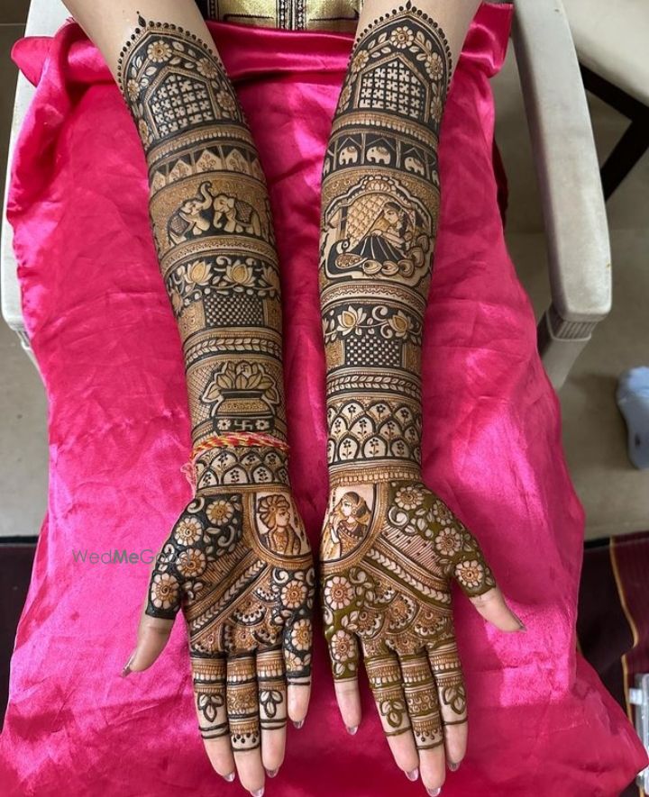 Photo From Heena with Figures  - By Deepa Mehendi Artist