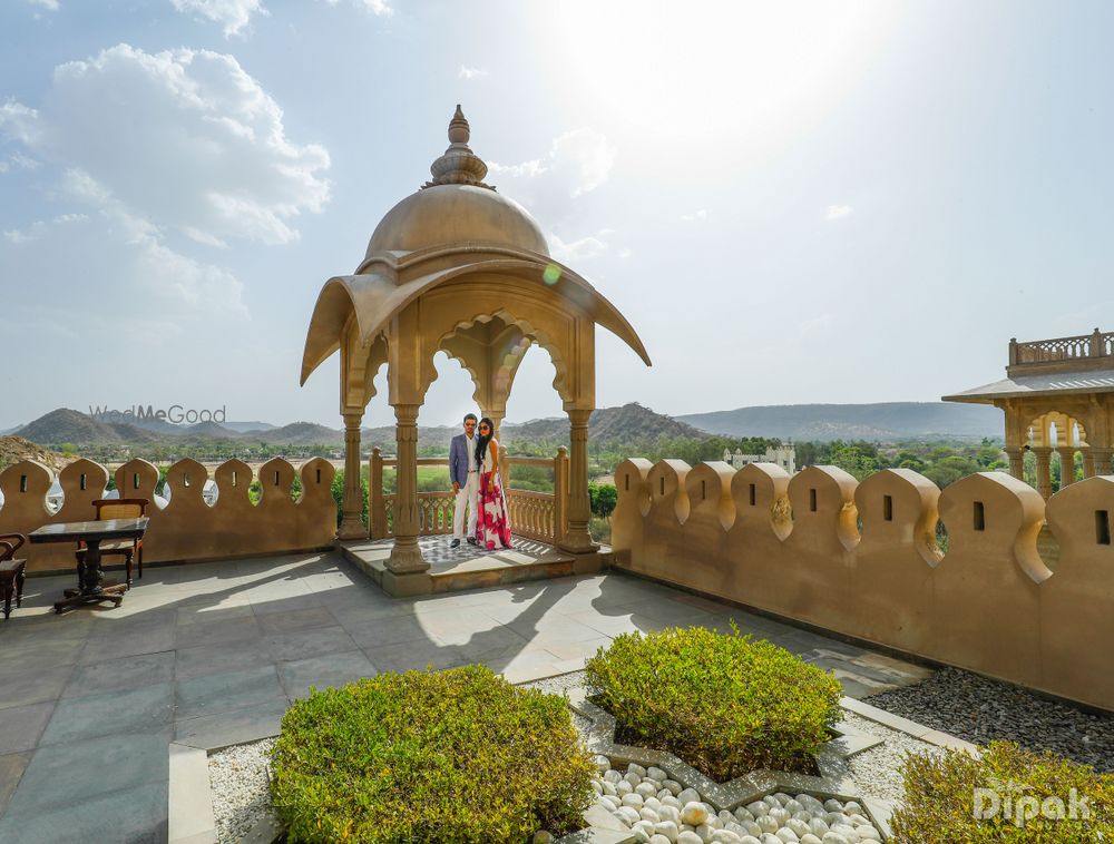 Photo of Pretty Couple Portrait inside Fort