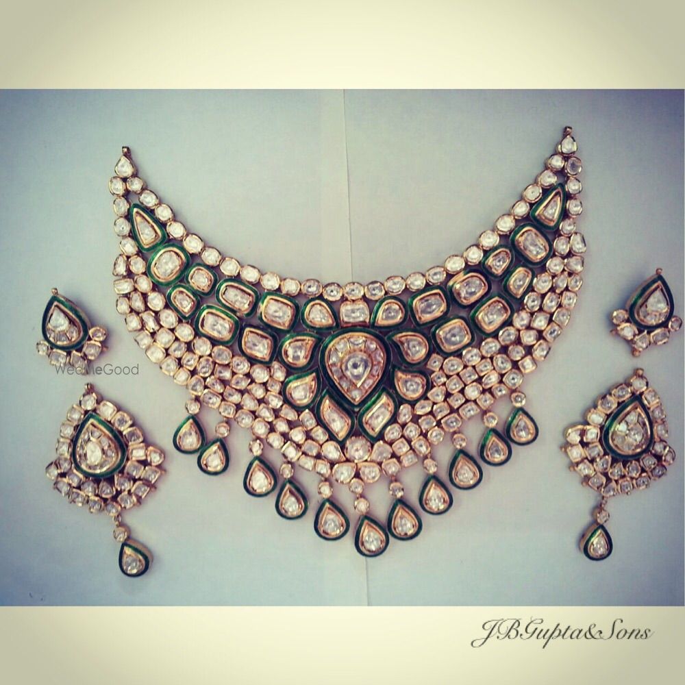 Photo of bridal necklace