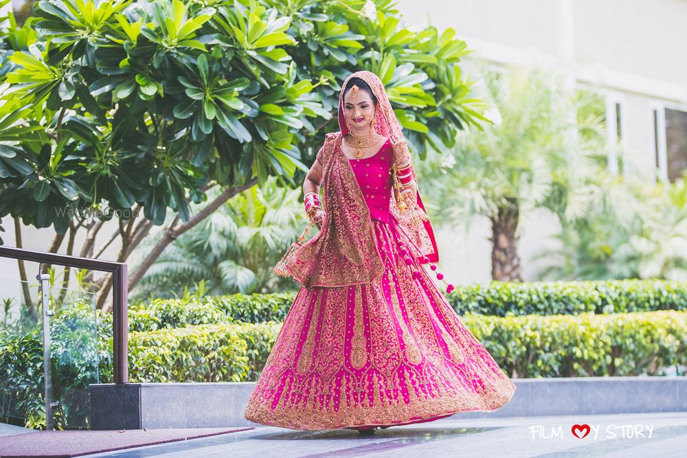 Photo of Sikh Bride in Bright Pink Bridal Lehenga