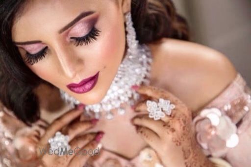 Photo From Akanksha’s Reception - By Malika Gogia Makeovers