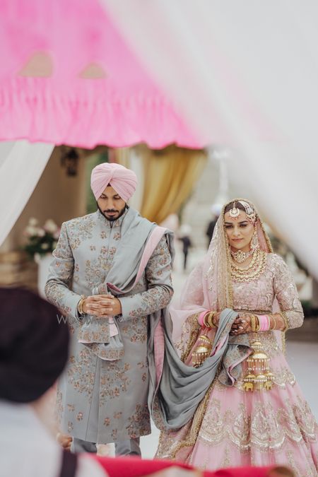 Photo of couple on anand karaj