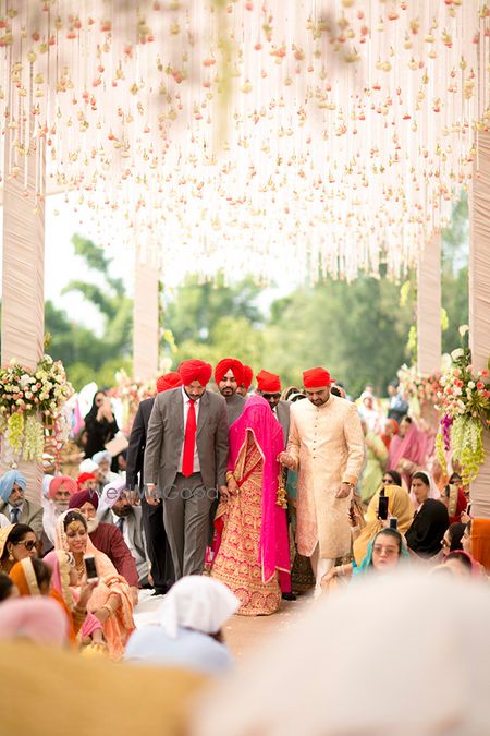 Photo of ceiling decor